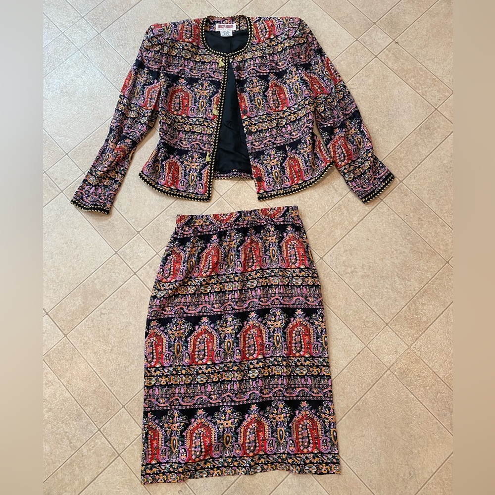 Maggy London Petite Suit 100% Silk